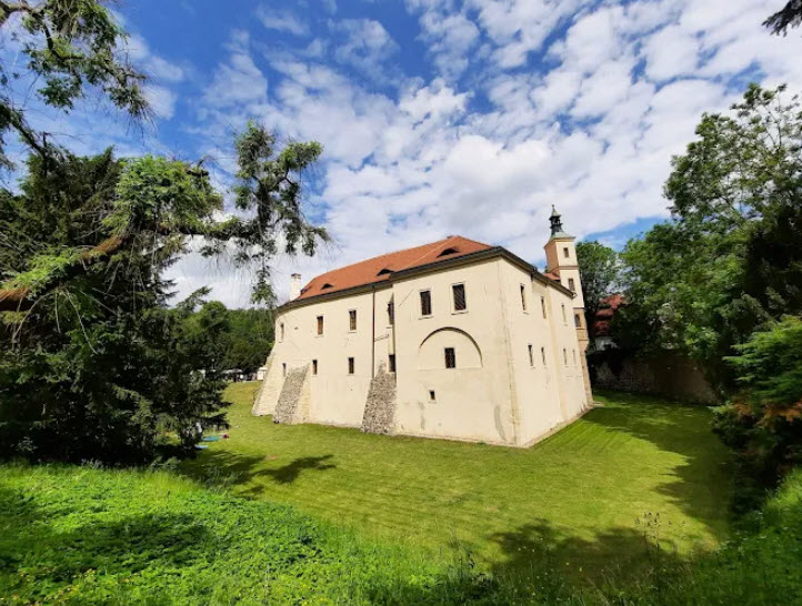 Zámek Roztoky, Czech Republic (Czechia)